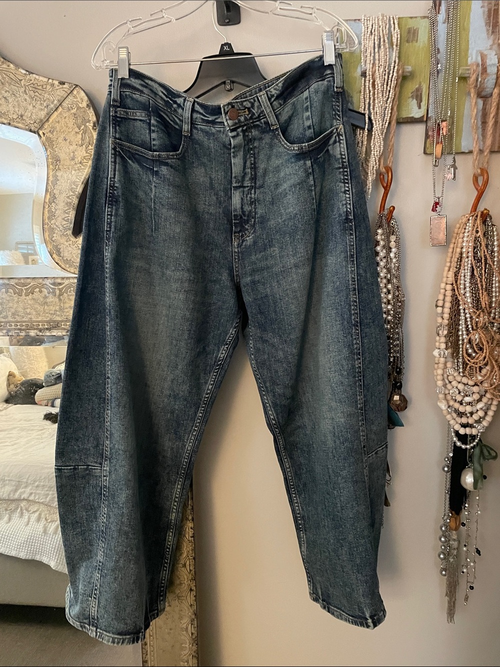 Pilcro Wide-Leg High-Rise Jeans in Dark Blue Wash
